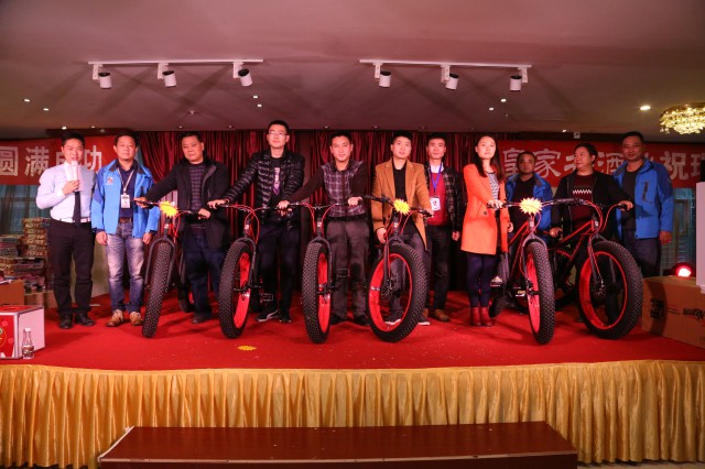 瑞馬壁掛爐貴州遵義加盟商2015活動現場